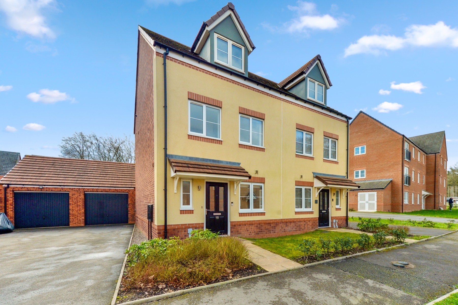 Managed residential townhouse exterior